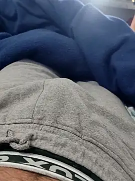 Snapshot of Hot_funky_boy chatting on 12-14-25, 04:51 Hot funky boy online show from 12-14-25, 04:51