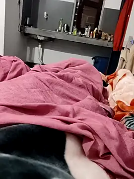 Snapshot of Hot_funky_boy chatting on 12-20-25, 02:35 Hot funky boy online show from 12-20-25, 02:35