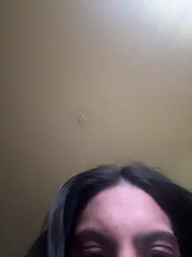 Snapshot of Liyah_19 chatting on 02-07-26, 04:16 Liyah 19 online show from 02-07-26, 04:16