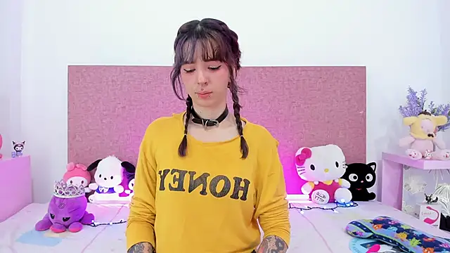 Snapshot of AriYokai chatting on 03-03-25, 01:09 AriYokai online show from 03-03-25, 01:09