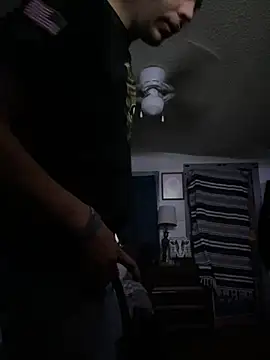 Snapshot of buckincowboy chatting on 02-01-25, 12:05 buckincowboy online show from 02-01-25, 12:05
