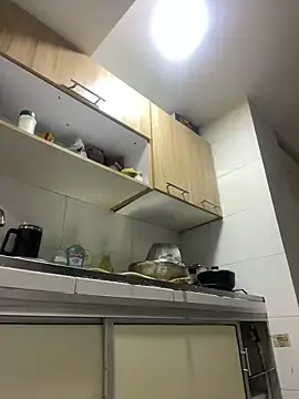 stefania brunnett online show from 02-15-25, 09:16