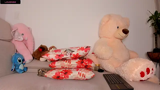 curly sweett1 online show from 05-15-26, 11:56