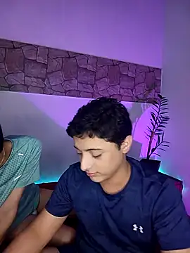 Snapshot of jacob_and_sam chatting on 02-23-25, 04:17 jacob and sam online show from 02-23-25, 04:17