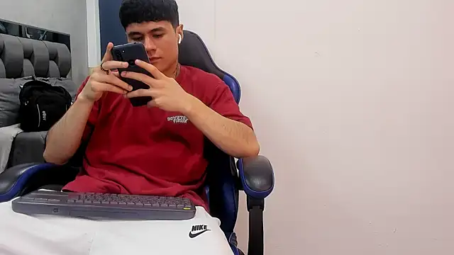 roan birkin online show from 10-24-25, 07:21