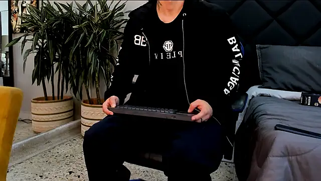 roan birkin online show from 02-18-26, 07:43