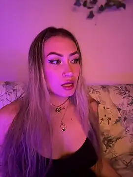 Snapshot of Lally_Valencia__ chatting on 02-24-25, 03:23 Lally Valencia online show from 02-24-25, 03:23