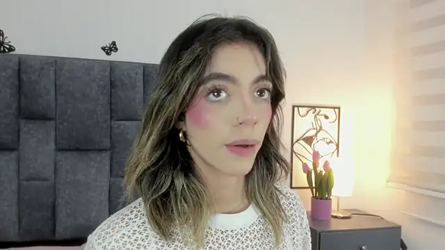 Violetta Ficher online show from 11-19-25, 02:11