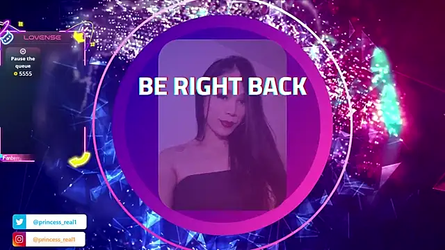 Snapshot of princess0303 chatting on 09-18-25, 04:58 princess0303 online show from 09-18-25, 04:58