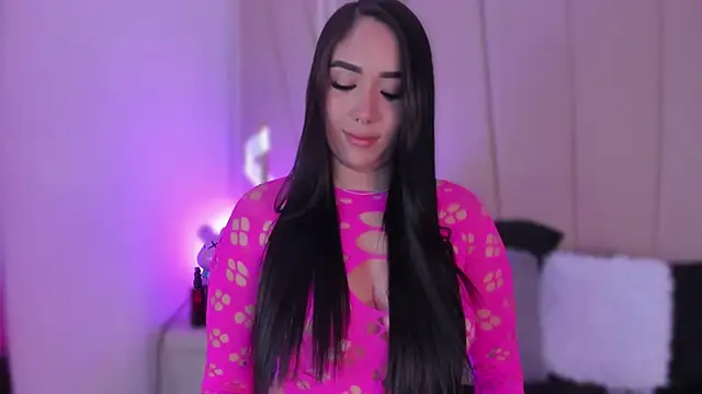 Nikki vega online show from 02-14-25, 07:59