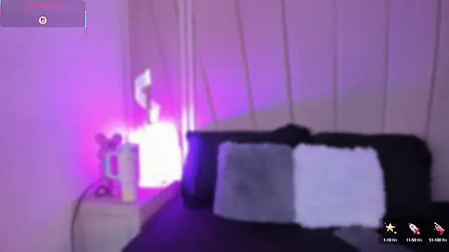 Nikki vega online show from 02-25-25, 04:46