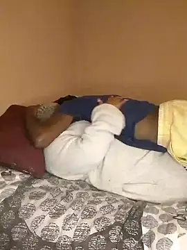 Snapshot of holidtic_justice chatting on 10-11-25, 08:40 holidtic justice online show from 10-11-25, 08:40