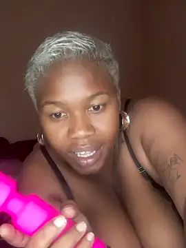 Snapshot of holidtic_justice chatting on 11-06-25, 01:23 holidtic justice online show from 11-06-25, 01:23