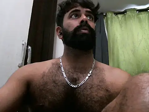 Snapshot of indianhairybull chatting on 02-20-25, 11:42 indianhairybull online show from 02-20-25, 11:42