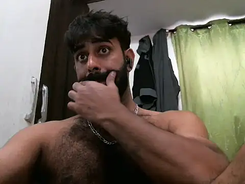 Snapshot of indianhairybull chatting on 03-09-25, 04:38 indianhairybull online show from 03-09-25, 04:38