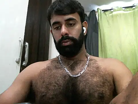 Snapshot of indianhairybull chatting on 09-30-25, 05:12 indianhairybull online show from 09-30-25, 05:12