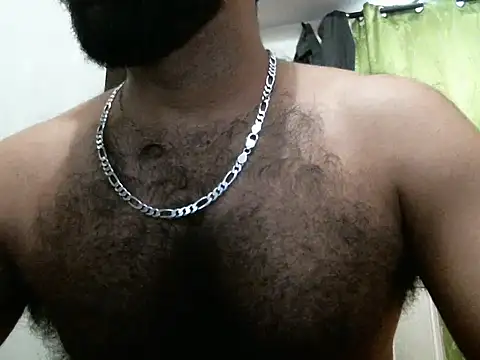 Snapshot of indianhairybull chatting on 10-07-25, 04:53 indianhairybull online show from 10-07-25, 04:53