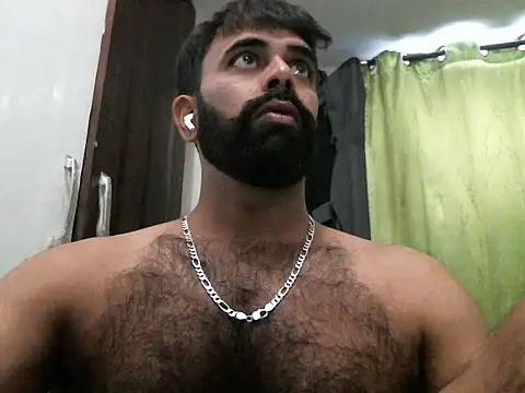 Snapshot of indianhairybull chatting on 11-09-25, 04:33 indianhairybull online show from 11-09-25, 04:33