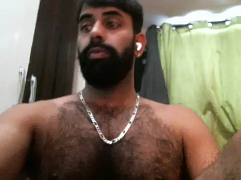 Snapshot of indianhairybull chatting on 11-22-25, 04:22 indianhairybull online show from 11-22-25, 04:22