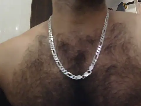 Snapshot of indianhairybull chatting on 07-12-26, 04:36 indianhairybull online show from 07-12-26, 04:36