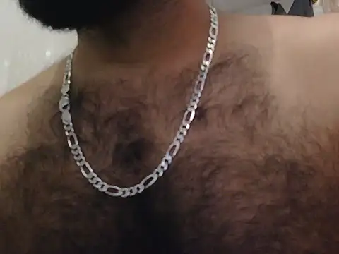 Snapshot of indianhairybull chatting on 07-18-26, 04:38 indianhairybull online show from 07-18-26, 04:38