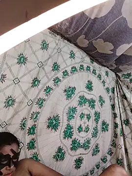 monekhan123 online show from 03-04-25, 07:32