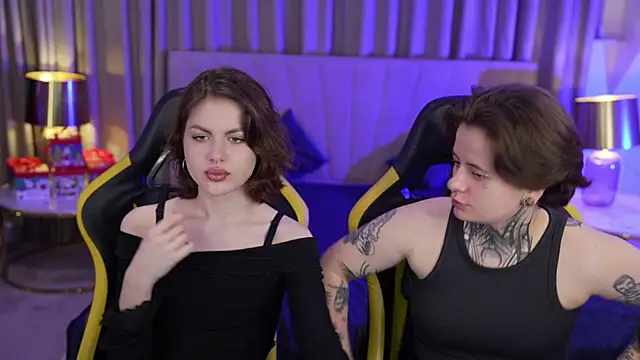 Adell 054 online show from 01-30-25, 03:51