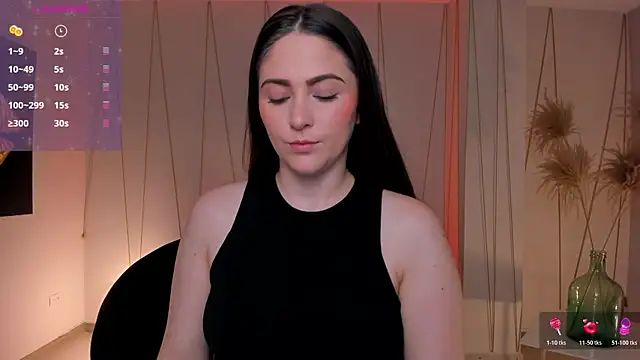 Snapshot of BeccaBaxter chatting on 06-11-26, 12:25 BeccaBaxter online show from 06-11-26, 12:25