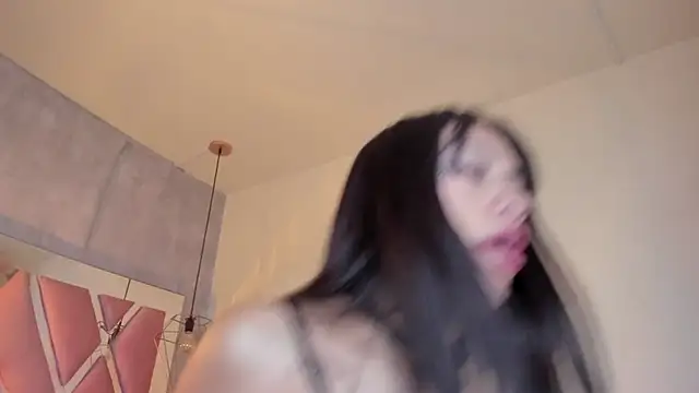 Snapshot of Raichell_ chatting on 02-13-25, 05:58 Raichell online show from 02-13-25, 05:58