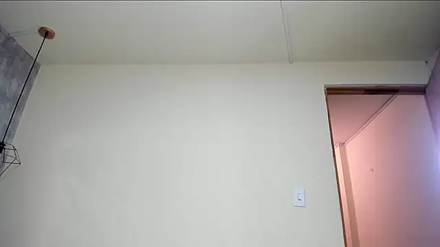 Snapshot of Raichell_ chatting on 03-06-25, 03:24 Raichell online show from 03-06-25, 03:24