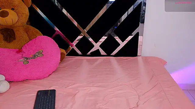 CatalinaSmith1 online show from 02-20-26, 12:07