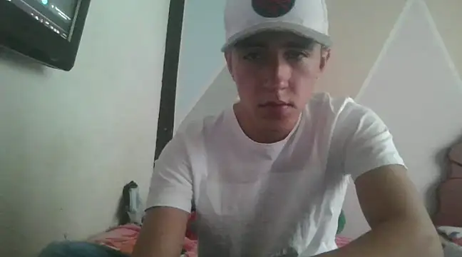 Snapshot of daimon_king05 chatting on 01-30-25, 09:14 daimon king05 online show from 01-30-25, 09:14