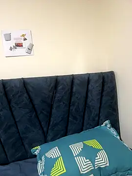 Snapshot of ariana_sweet87 chatting on 09-08-25, 08:08 ariana sweet87 online show from 09-08-25, 08:08