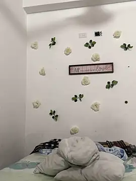 Marce 777 online show from 03-18-25, 04:37