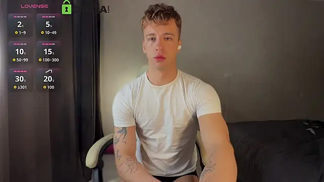 VincentSmith02 online show from 04-05-26, 12:41