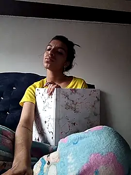 Ariell Kieran online show from 02-17-25, 08:36