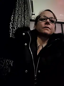 Fuxy-love69 online show from 01-06-26, 03:49