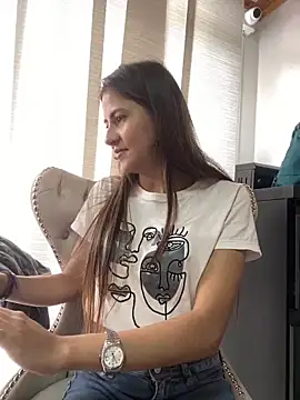 Andrea18 blonde online show from 03-08-25, 02:51