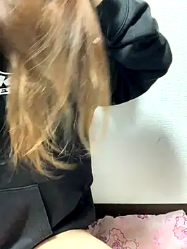 Snapshot of PINO_pino_01 chatting on 09-28-25, 05:29 PINO pino 01 online show from 09-28-25, 05:29