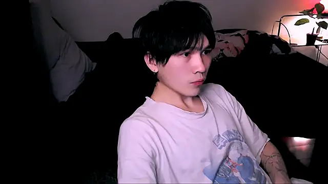 Snapshot of rennnuts chatting on 11-23-25, 09:42 rennnuts online show from 11-23-25, 09:42