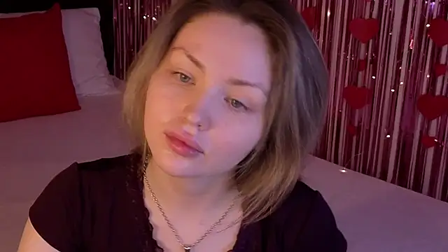 Lora Rosee online show from 05-29-26, 02:26