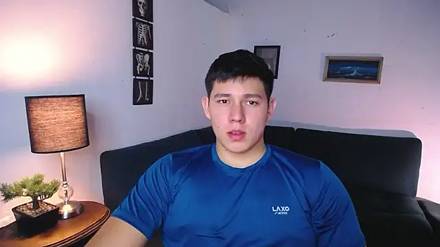 JamesCr  online show from 02-04-26, 02:28