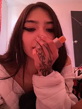 TayylorSexx online show from 03-04-25, 05:21