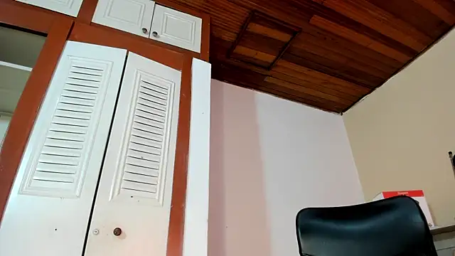 Snapshot of Violetta_0 chatting on 09-26-25, 01:26 Violetta 0 online show from 09-26-25, 01:26