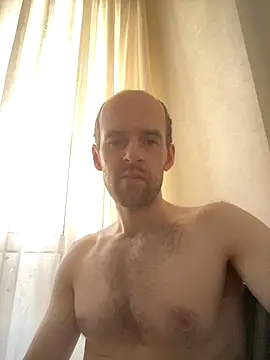 Snapshot of LynnAhNight chatting on 09-14-25, 04:44 LynnAhNight online show from 09-14-25, 04:44