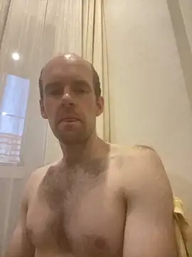 Snapshot of LynnAhNight chatting on 09-24-25, 03:10 LynnAhNight online show from 09-24-25, 03:10