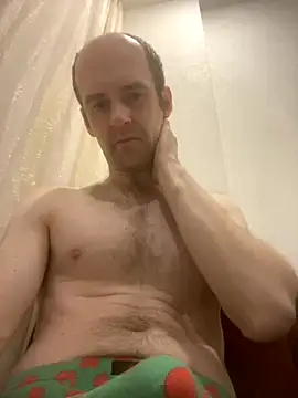 Snapshot of LynnAhNight chatting on 10-07-25, 03:14 LynnAhNight online show from 10-07-25, 03:14