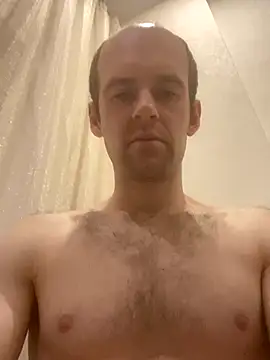 Snapshot of LynnAhNight chatting on 10-08-25, 03:26 LynnAhNight online show from 10-08-25, 03:26