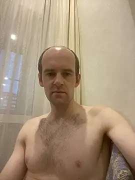 Snapshot of LynnAhNight chatting on 10-13-25, 03:28 LynnAhNight online show from 10-13-25, 03:28