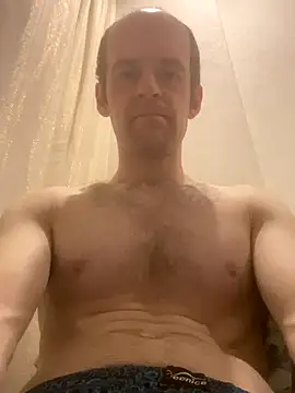 Snapshot of LynnAhNight chatting on 10-22-25, 03:29 LynnAhNight online show from 10-22-25, 03:29